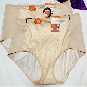 Warner’s 2X (9) Smoothing Side Panels Full Brief Panties Two pack